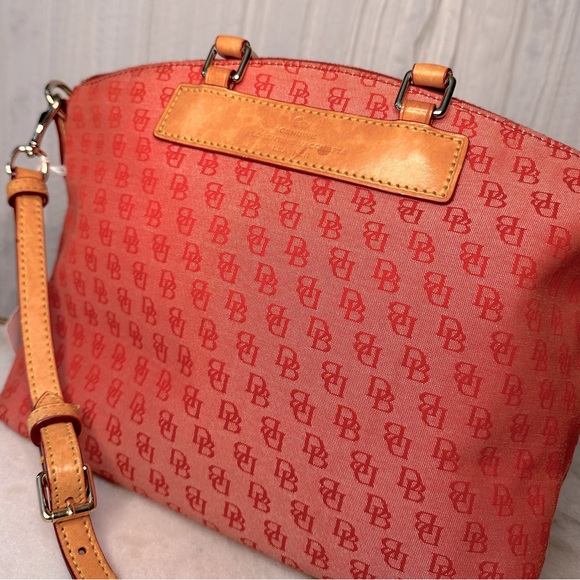 Dooney & Bourke Red Stitched/Leather Detailed Hand Bag - Picture 9 of 9